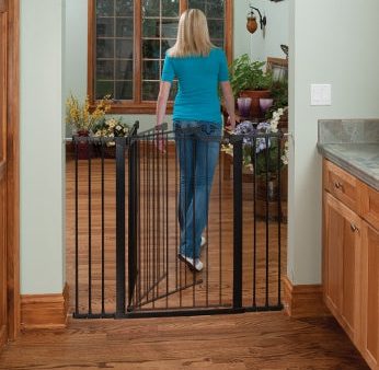 Tall & Wide Auto Close Gateway - Black Online