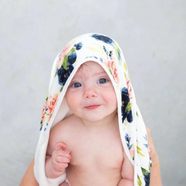 Hooded Towel and Washcloth Set Sale